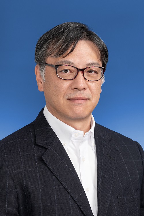 吉岡理事の写真