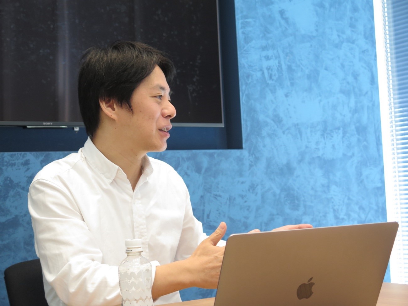 曽我部氏が説明している様子の画像