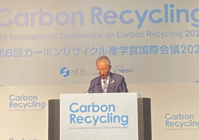 閉会挨拶をするNEDO斎藤理事長の写真
