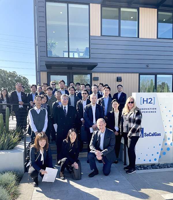 Photo of Site visit to SoCalGas’s hydrogen facilities in Downey, CA.