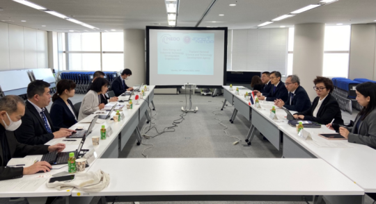 Photo of the exchange of views between NEDO and NSTDA.