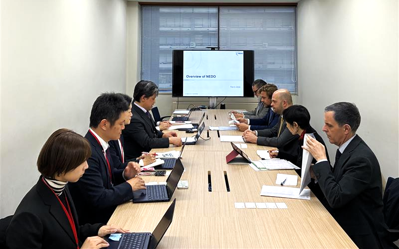 Photo of the exchange of views